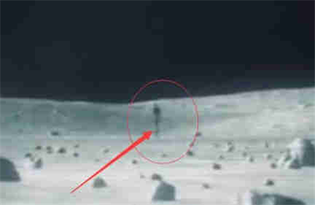 当年登月的阿波罗11号发现外星人的存在,如今4分钟视频曝光了