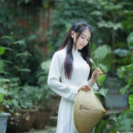 为什么越南女人喜欢戴圆锥形的帽子