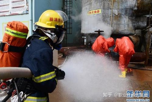 成都一企业6人掉废水池死亡附近居民讲述经过3