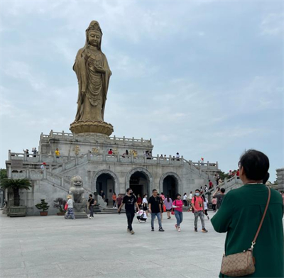 普陀山观音为何叫南海观音圣像开光时出现奇异事件至今无人能解2