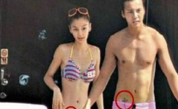 第四张照片是杨颖之前与前男友陈伟霆在一起的时候,二人都是模特