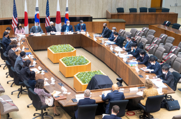 这场美日韩三方会谈出现变故场面尴尬2