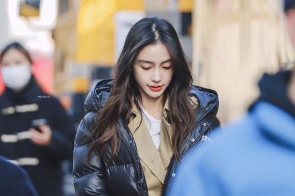 黄晓明卡点为小海绵庆生baby穿老公校服夫妻关系进一步破冰2