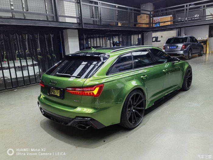 奥迪a6allroad c8改rs6原厂宽体套件(4)