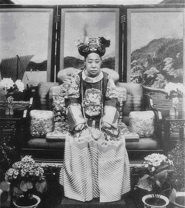 清朝妃子的真实照片:图1光绪帝的宠妃,图4奇女子文绣