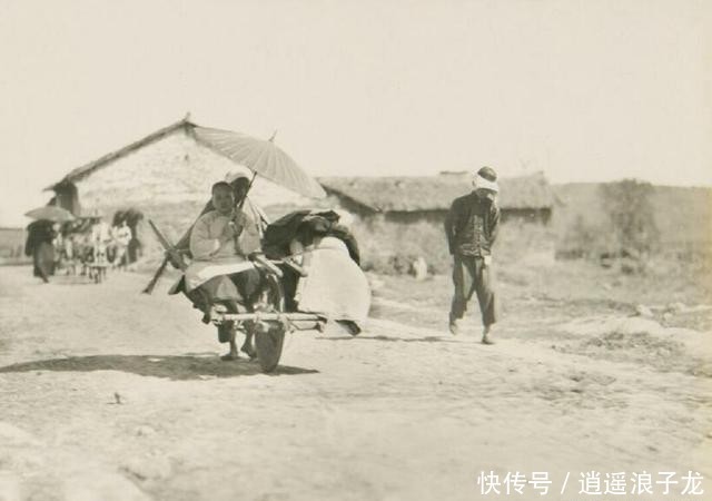 今天给大家带来几张老照片,说说背后那些有趣的事.