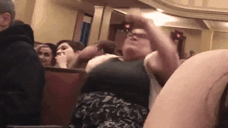 gif趣图: 妹子,你平时压力大不?_看看头条_中华网