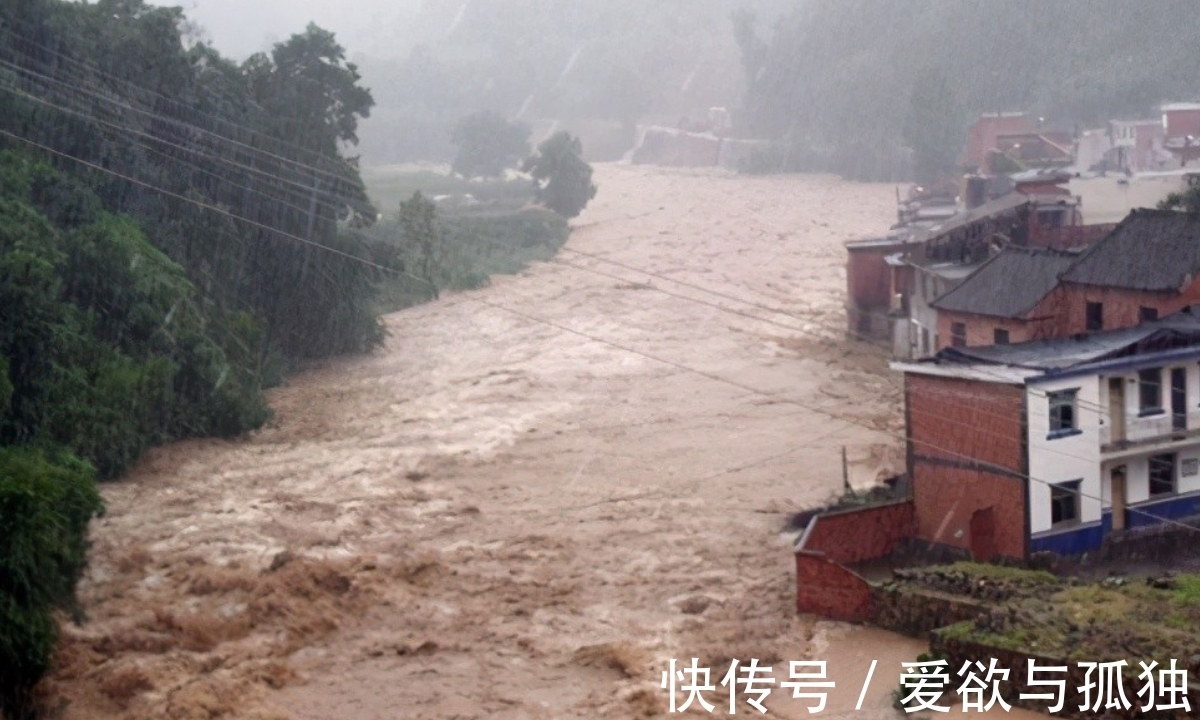 县城关镇在1929年时,因为连绵不绝的大雨,爆发了一次很大的洪水灾害