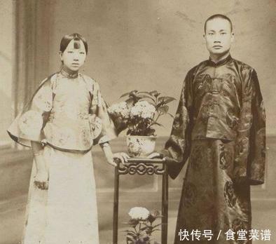清朝罕见的"夫妻"合照, 个个五官僵硬, 唯有最后一张倾国倾城!(2)