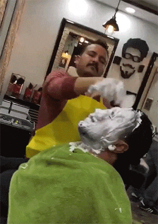 搞笑gif: 看你媳妇的表情, 这应该是死亡回放!_看看