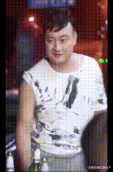 搞笑趣图gif:来四川吃火锅的我_看看头条_中华网