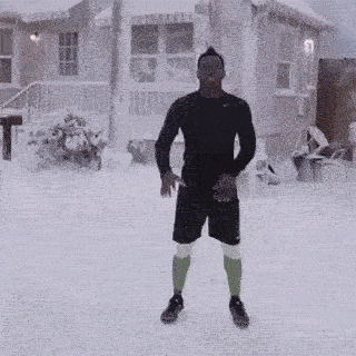 搞笑gif: 一直在越狱, 从未成功过,这就是传说中的隔壁老王吗