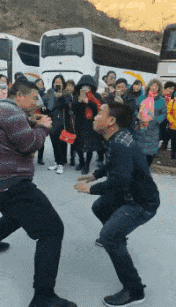 搞笑gif:尬舞新境界,脸尬!