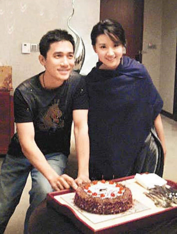 网传董洁与梁朝伟生子刘嘉玲怒了2