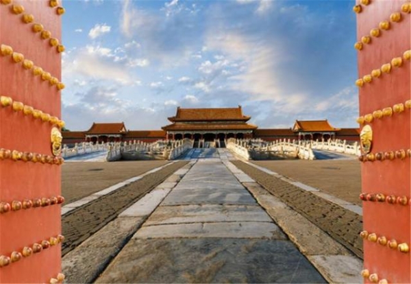 故宫里这件画册画的全是诡异的生物真是越看越可怕