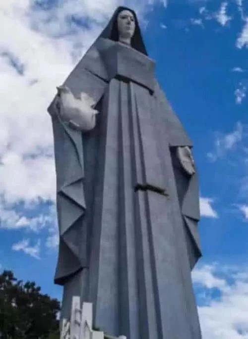 4张图让你了解“巨物恐惧症”,看完这组巨物图片,你就秒变王者_看看头条_中华网