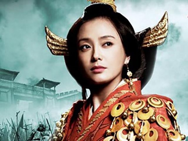 戚夫人被砍断手脚做成人彘她是怎么活下来的