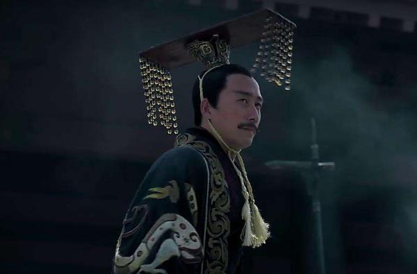 秦始皇穿黑龙袍为何之后帝王都是黄的专家他们想却不敢