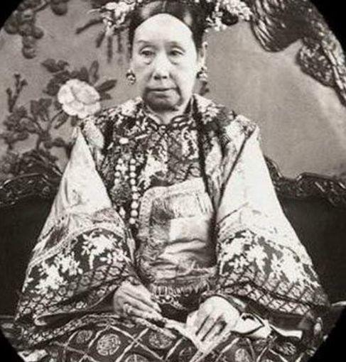 慈禧太后喝了一辈子的人奶，奶妈们的下场却是惨之又惨