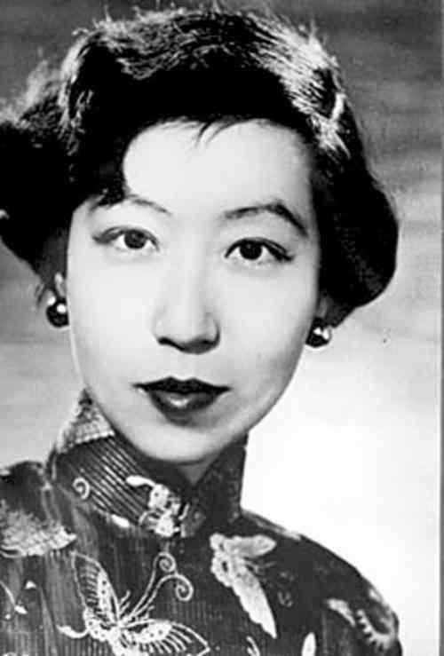 梅娘出生在豪门,却没有享受美好生活梅娘是中国著名作家,因此她出生的