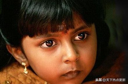 重男轻女空前严重的印度，许多小女孩被迫变性成男孩，并引以为豪