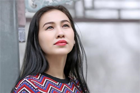 哈萨克斯坦至今存在童婚，每年有上千名女孩，婚姻生活堪忧