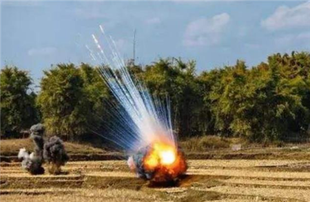 用“炸弹”造房子的国家，至今仍保留着上百万枚，百姓苦不堪言