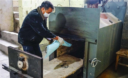 火化后的骨灰装不满骨灰盒工作人员揭露火化过程告诉你真相5