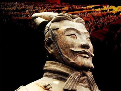 91岁老头去世，被爆出家里有几千件文物，兵马俑只是用来看门的