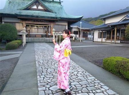 日本著名的“地狱”温泉，只能观赏不能泡，网友：中看不中用