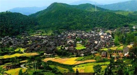 湖南一迷宫村走红，竟600年无人破解？还是中国最早监听器诞生地