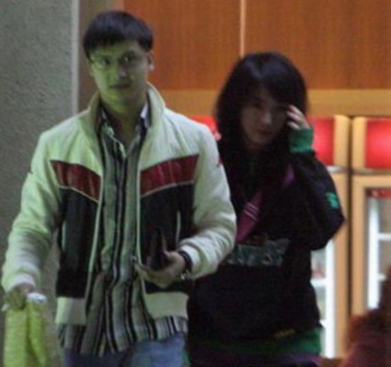 不瞒了 郭晶晶爸爸怒曝田亮真面目 网友 想不到分手这么狗血 看看头条 中华网