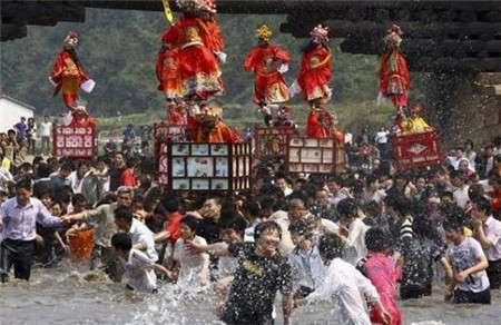 他们是中国仅存的纯正汉族人，人口高达1亿，说正宗汉语却最难懂