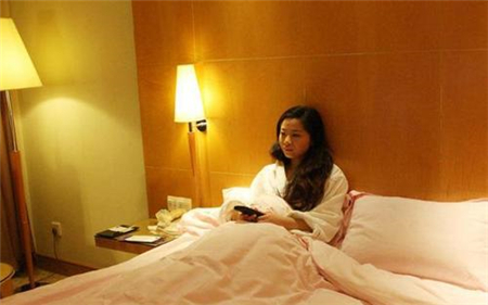 为啥酒店都不敢查房了？不怕客人“乱来”吗？老司机都懂