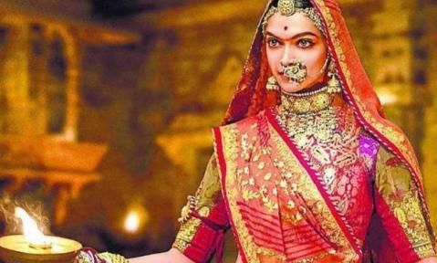 第2扇门也是位于印度,就在帕德玛纳巴斯瓦米神庙中,这座庙是建于16