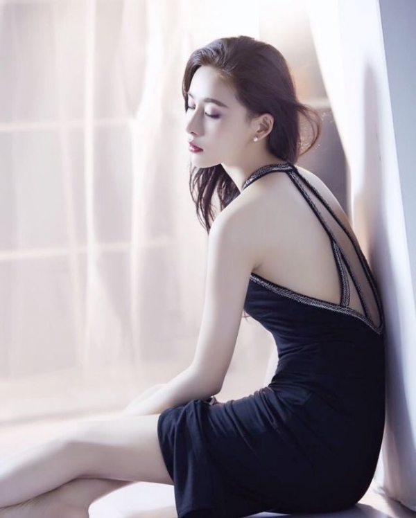 浪姐贾青富二代收割机陷不雅照传闻送安全裤给导演3