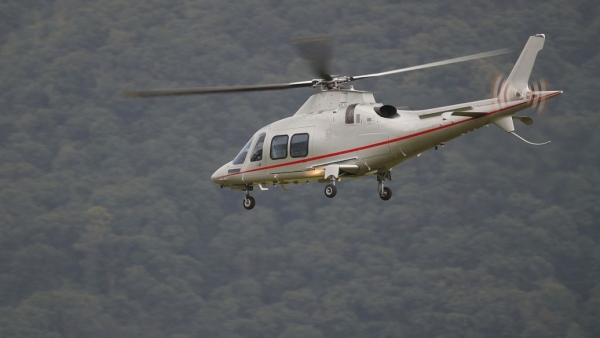 印度陆军猎豹直升机在密林内坠毁一名上尉和一名少校死亡