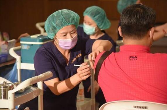 台湾男子打疫苗后濒死被救回一命仍执意打第2剂最终身亡