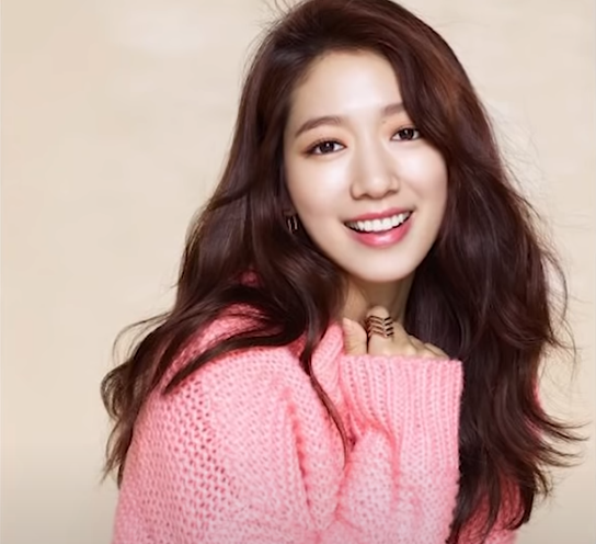 韩国女星朴信惠婚礼细节公开和崔泰俊将在教堂举行婚礼