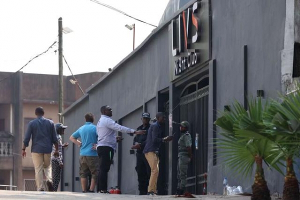 喀麦隆首都夜店火灾致16人死亡