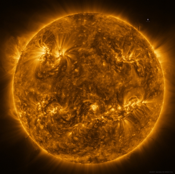迄今最高分辨率太阳照片公布：比4K清晰10倍 表面旋涡清晰可见