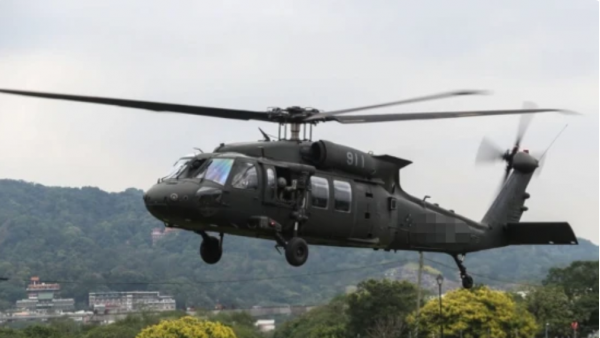 5架“黑鹰”直升机美要价180亿新台币，台空军弃买