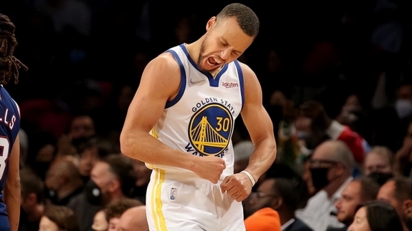 库里晚安手势出现人传人现象