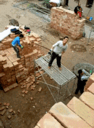 家宅|搞笑GIF:吓一跳了吧