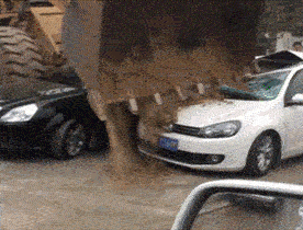 老婆|搞笑动态图GIF: 这么好的老婆给我来一打,我都不会嫌多的