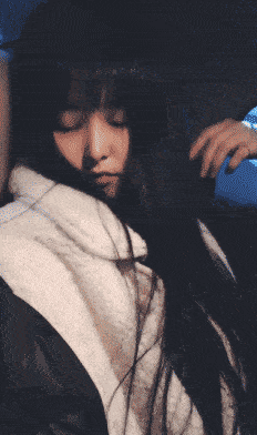 鞋子|搞笑GIF:我这鞋子不行,需要换一个,等一会我再上台!