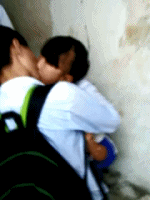 老大爷|搞笑GIF趣图：姑娘，应该没人抢你男朋友，你就放心坐车吧