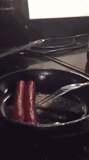 坦克|搞笑GIF：风太大，人都吹跑了