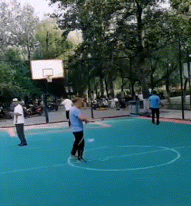 肘子|搞笑GIF趣图:大哥,大肘子虽然好吃,但你这吃相真难看