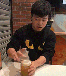 女朋友|自己的女朋友跪着宠完!